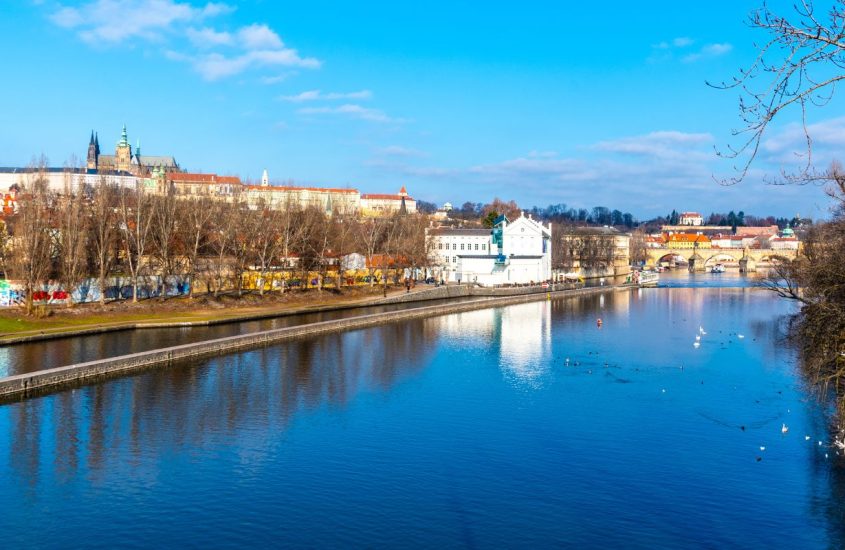 Le charme du fleuve de Prague : la Vltava